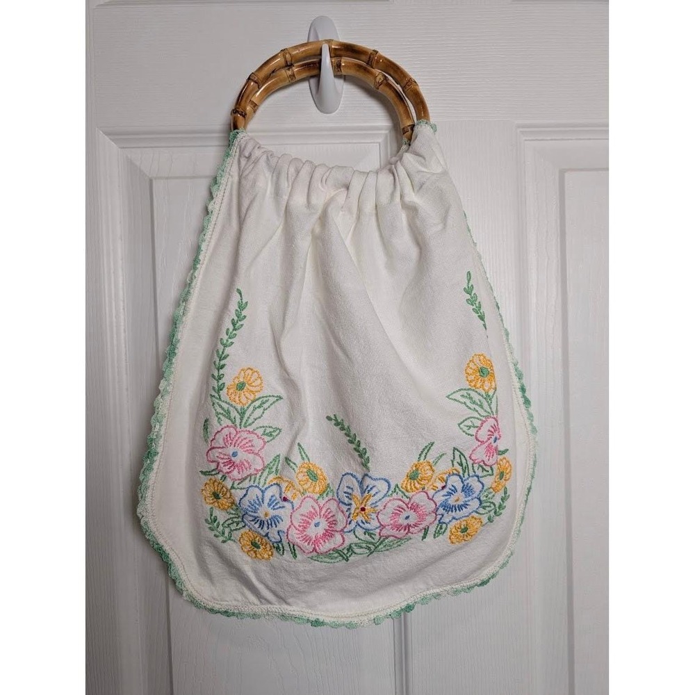 Vintage Bamboo Handle VINTAGE LINEN Hand Bag - Granny Bag